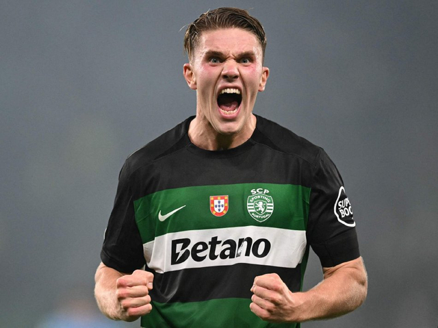 国足vs乌兹别克斯坦 有效的得分手段是侧向传中，就是所谓的45度炸 老董聊球