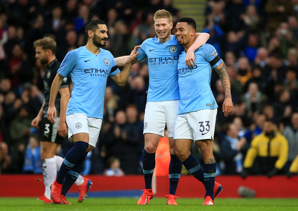 北京男篮赵睿受伤 CBA公司处罚徐昕